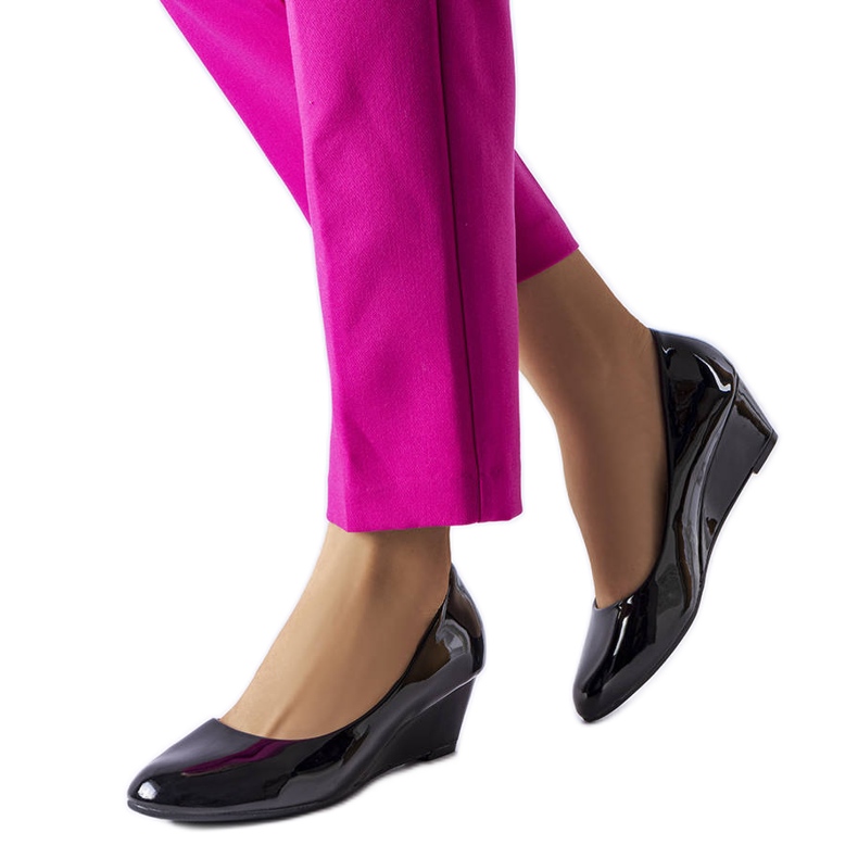 Patenttikiilapumput Casgralta musta Patenttikiilapumput Casgralta musta