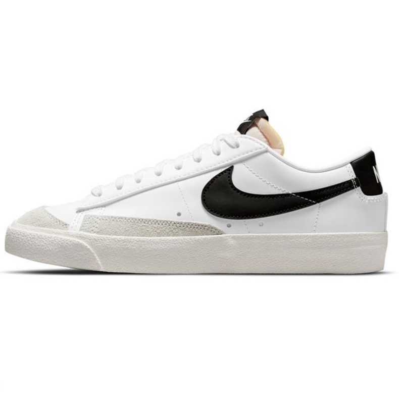 Nike Blazer Low 77 W DC4769-102 kengät valkoinen