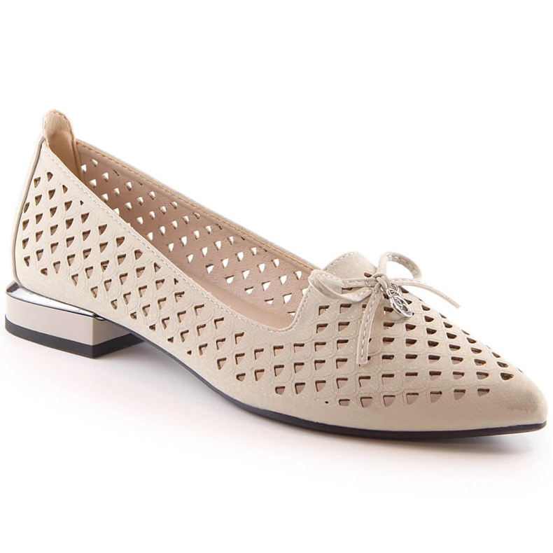 Naisten harjakattoiset kärkikengät Jezzi ASA178-5 hopea