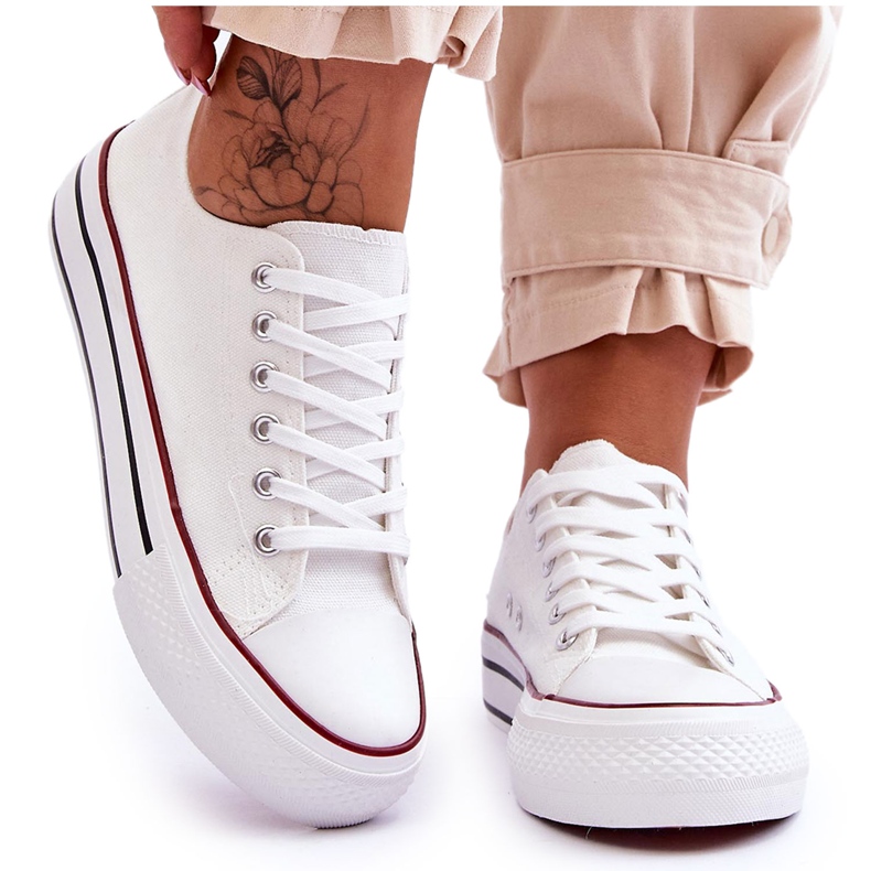 FB2 Naisten tennarit massiivisella alustalla White Ember valkoinen