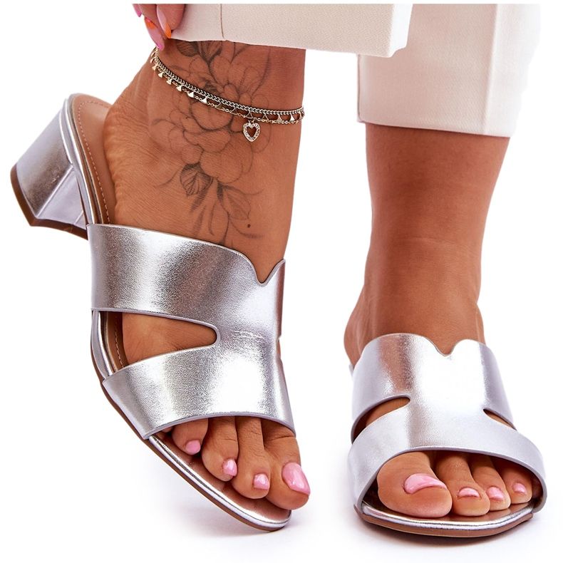 Klassiset matalakorkoiset hopeiset Miley nahkatossut hopea