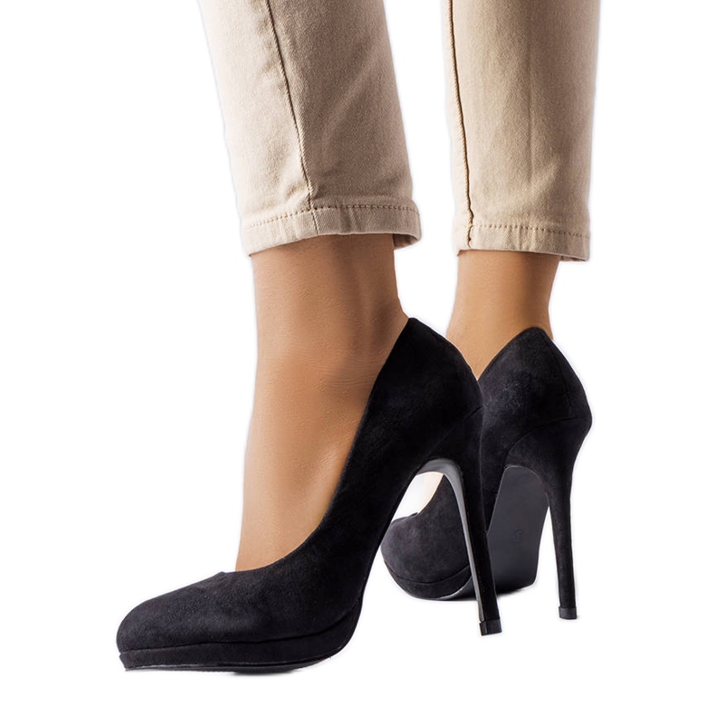 Mustat korkokengät ekologisesta mokkasta Bazinet