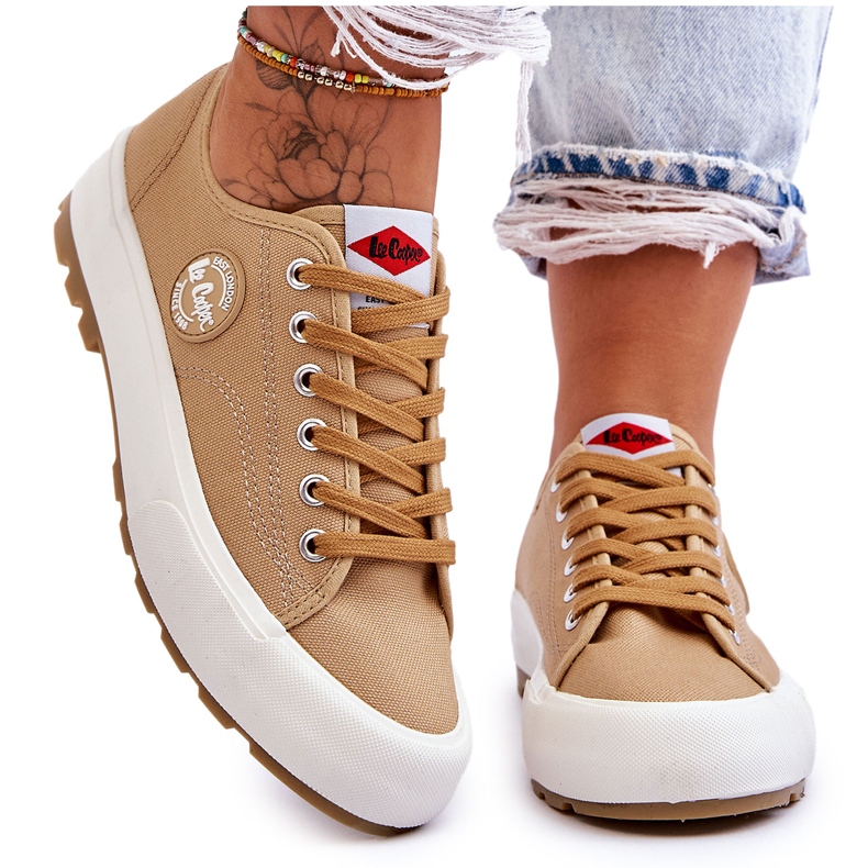Naisten matalat tennarit Lee Cooper LCW-23-44-1655L beige