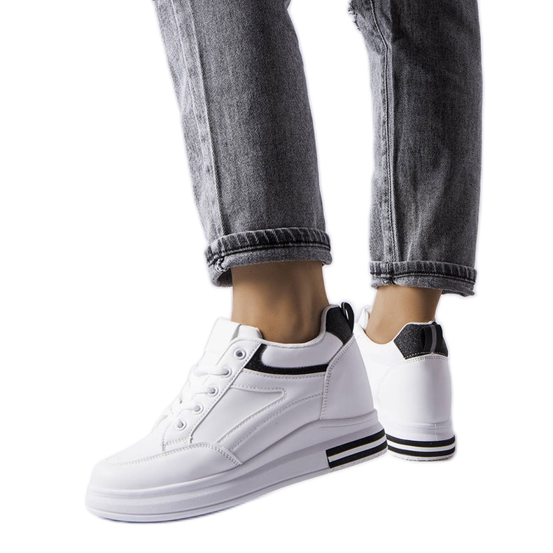 Bonevil valkoiset tennarit, joissa on glitter-sisäkkeet valkoinen