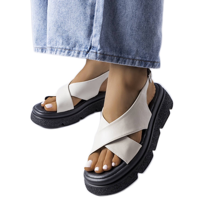 Evento Oakwayn beige-tasosandaalit