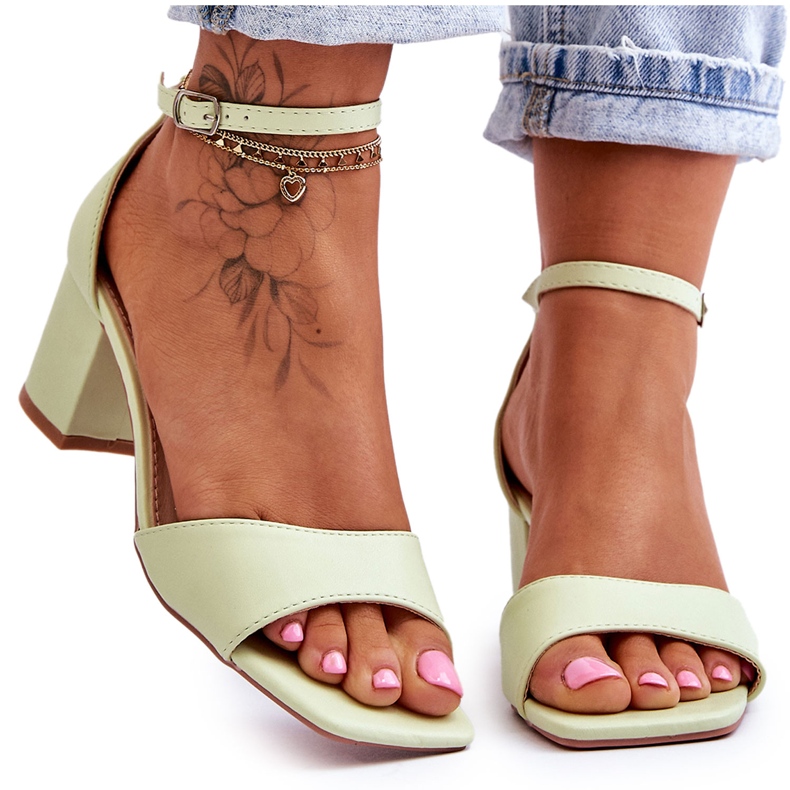 PG1 Eko-nahkasandaalit matalakorkoisella vaaleanvihreä Whitney