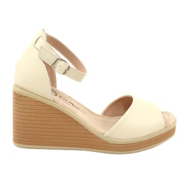 Filippo DS4507 BE Nahkasandaalit, beige