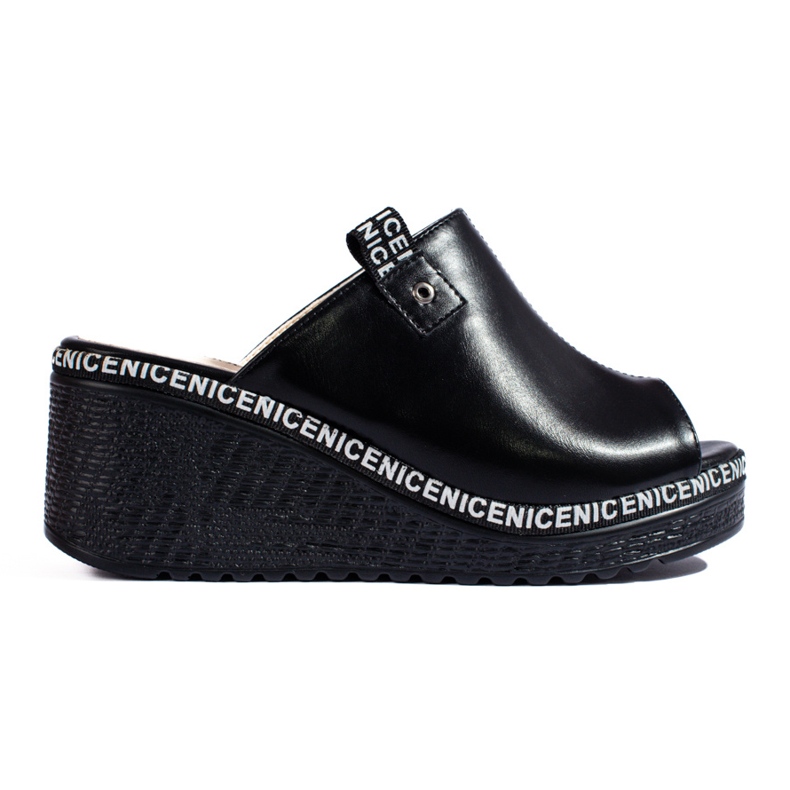 Naisten mustat Shelovet-kiilatossut