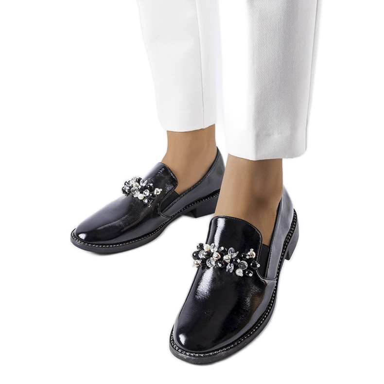 BM Bonnen mustat lakatut kristallikengät