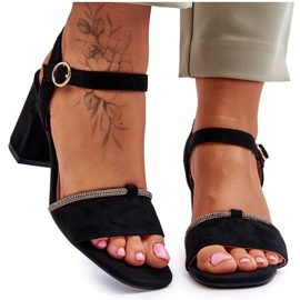 Naisten mokkanahkaiset matalakorkoiset sandaalit mustat Loredo