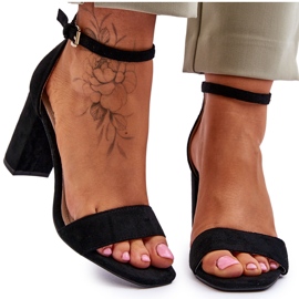 Naisten klassiset mokkanahkasandaalit, musta Passo