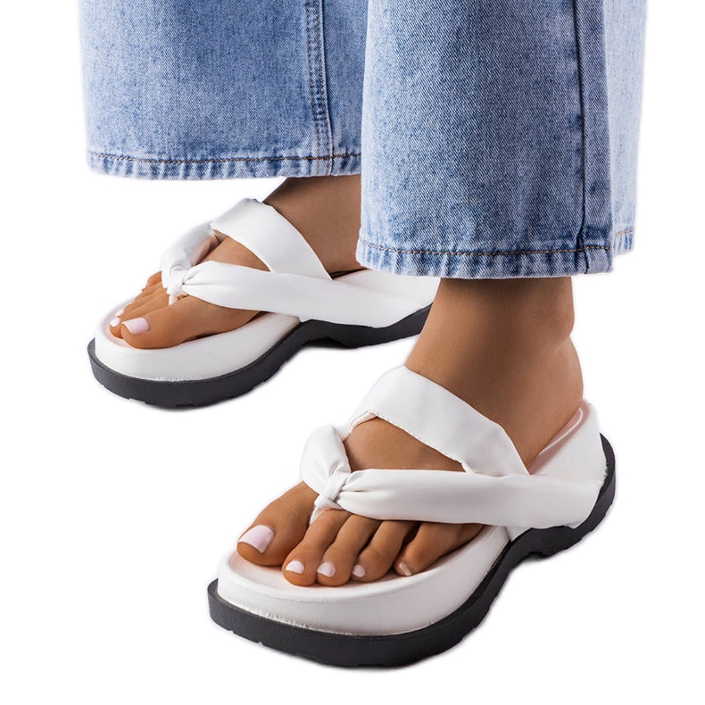 PA1 Lachapellen valkoiset alustasandaalit valkoinen