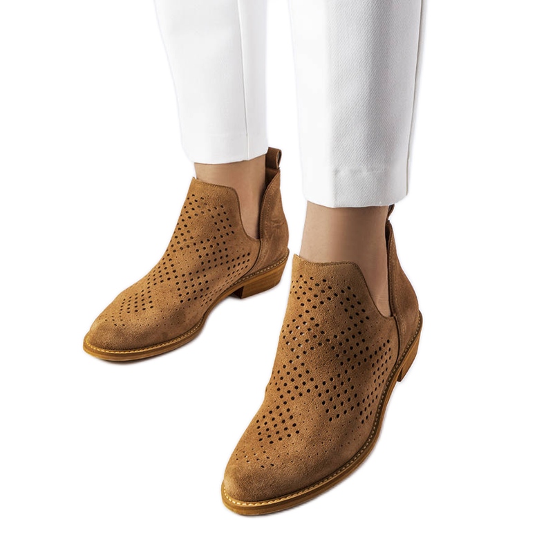 Karinon karamelliharjalliset nahkasaappaat ruskea