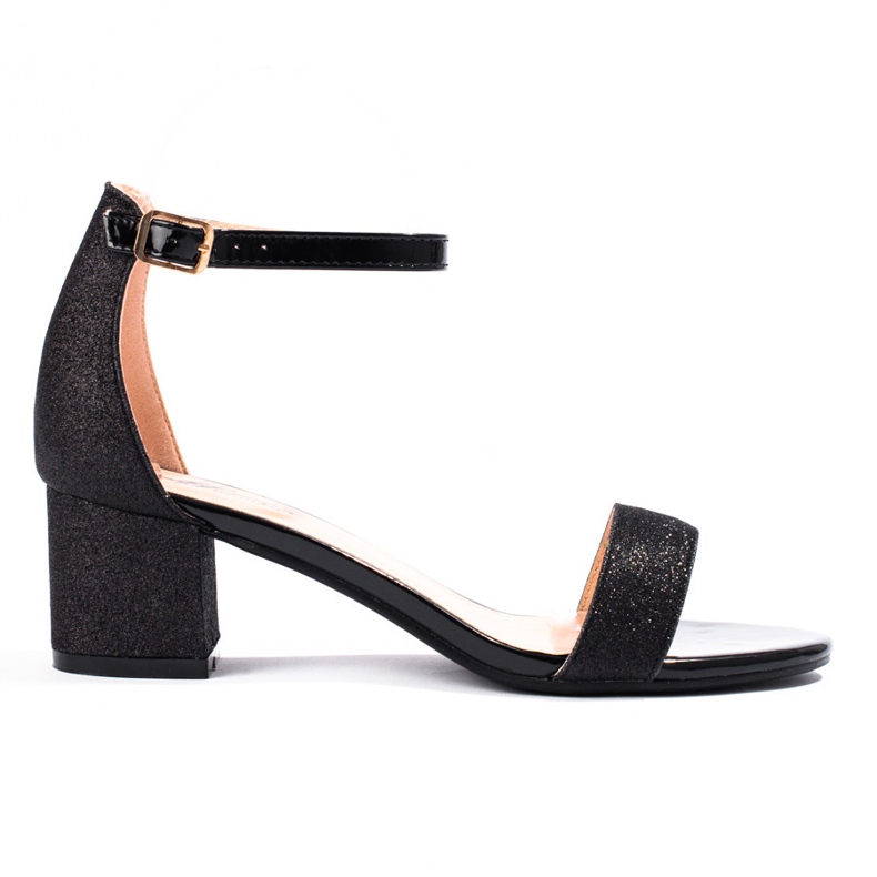 Naisten Shelovetin mustat matalakorkoiset sandaalit