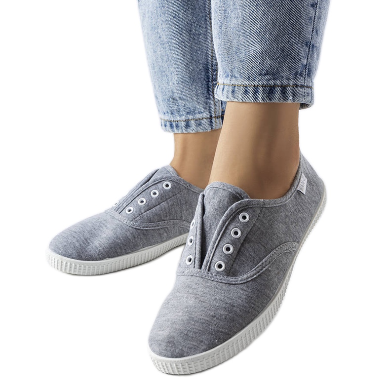 Floralan harmaat slip-on lenkkarit