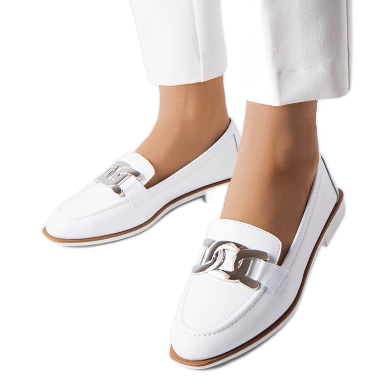 Henriquen valkoiset soljet valkoinen