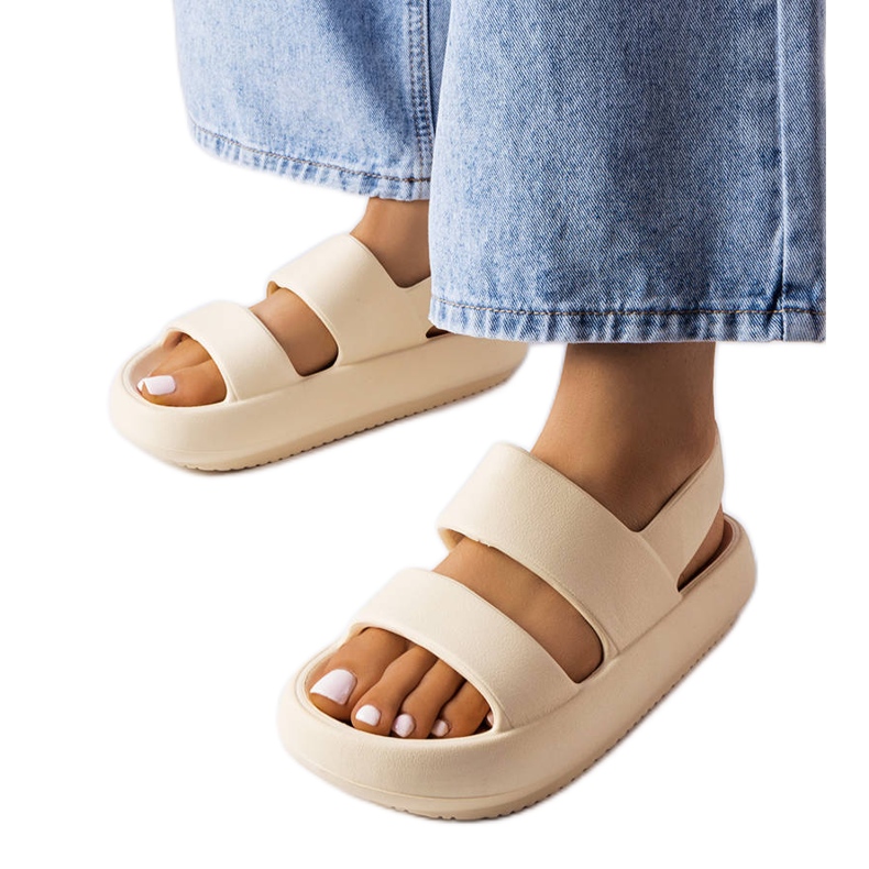 Émondin beige-sandaalit