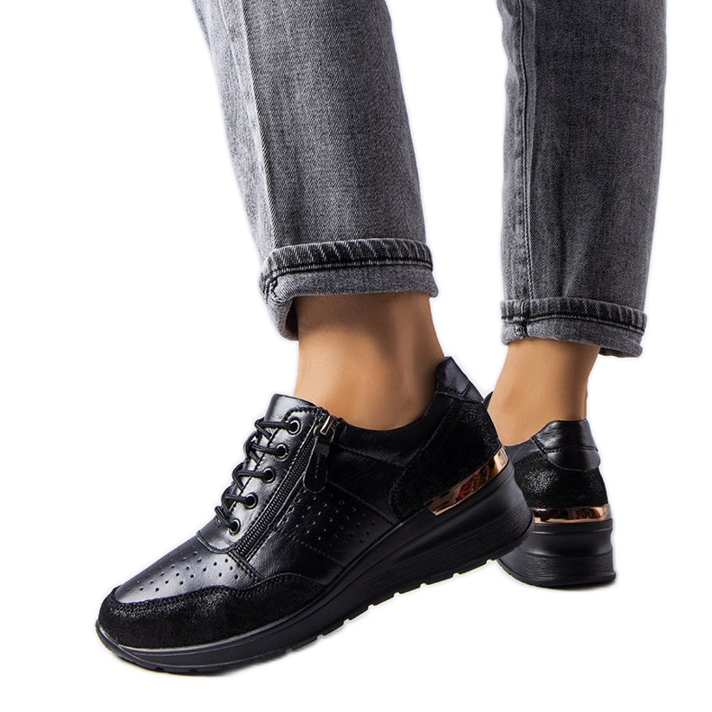 Jazzar mustat harjakattoiset nahkakengät