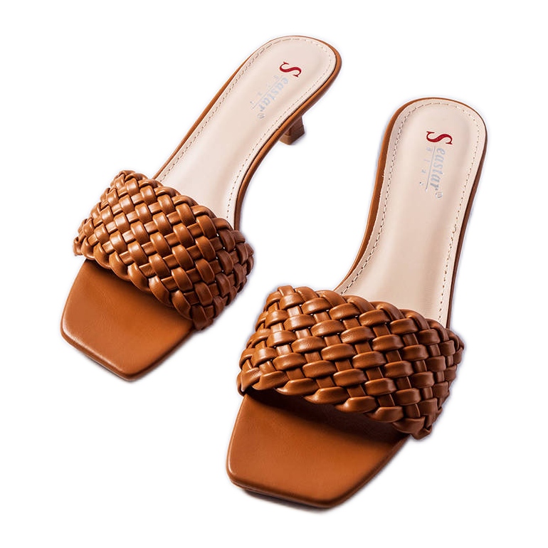 Ruskeat matalakorkoiset sandaalit Burbankilta