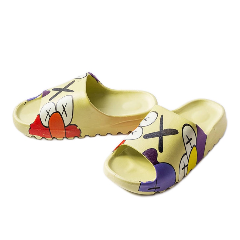 Vihreät tossut printeillä