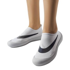 Stoverin harmaat joustavat tennarit