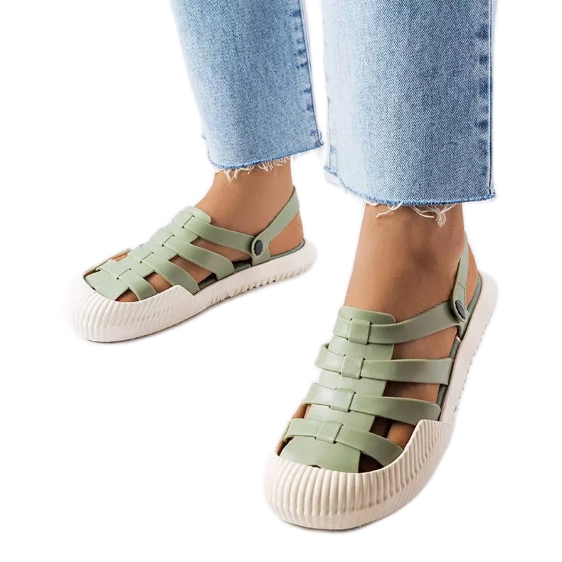 BM Kantonin vihreät kumisandaalit