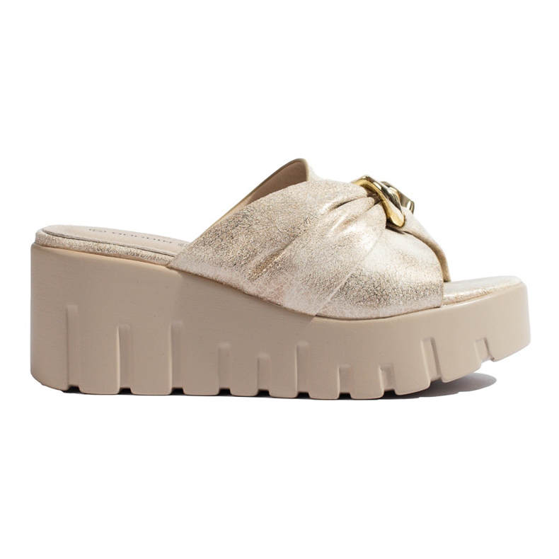 Naisten kullanväriset Shelovet-kiilatossut kultainen