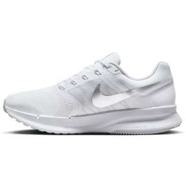 Juoksukengät Nike Run Swift 3 W DR2698 101 valkoinen