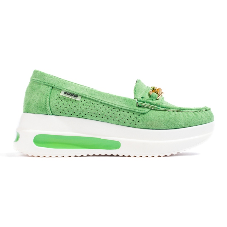 Naisten vihreät Shelovet-loaferit lavalla