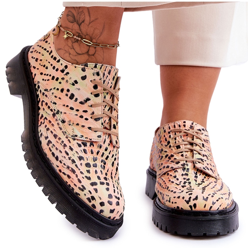 Naisten Oxford-nahkakengät Maciejka 04087-18 oranssi-musta