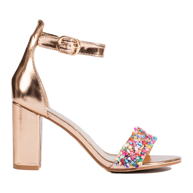 Shelovetin kullanväriset sandaalit kultainen