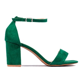 Shelovetin vihreät mokkanahkasandaalit