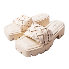 Loran beigenväriset traktoripohjalliset tossut