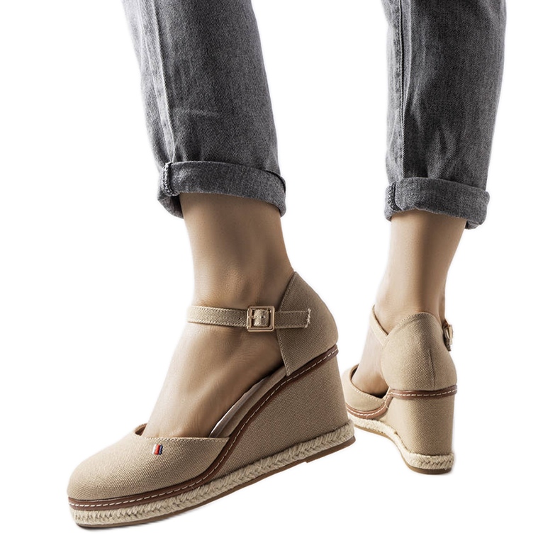 Adelindan beige wedge espadrillit