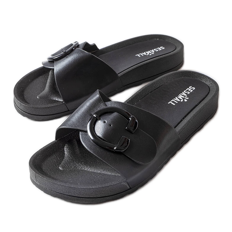 Généreux'n mustat soljelliset liukumäet