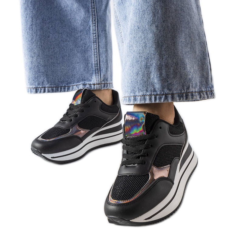 Ethel paksupohjaiset lenkkarit musta