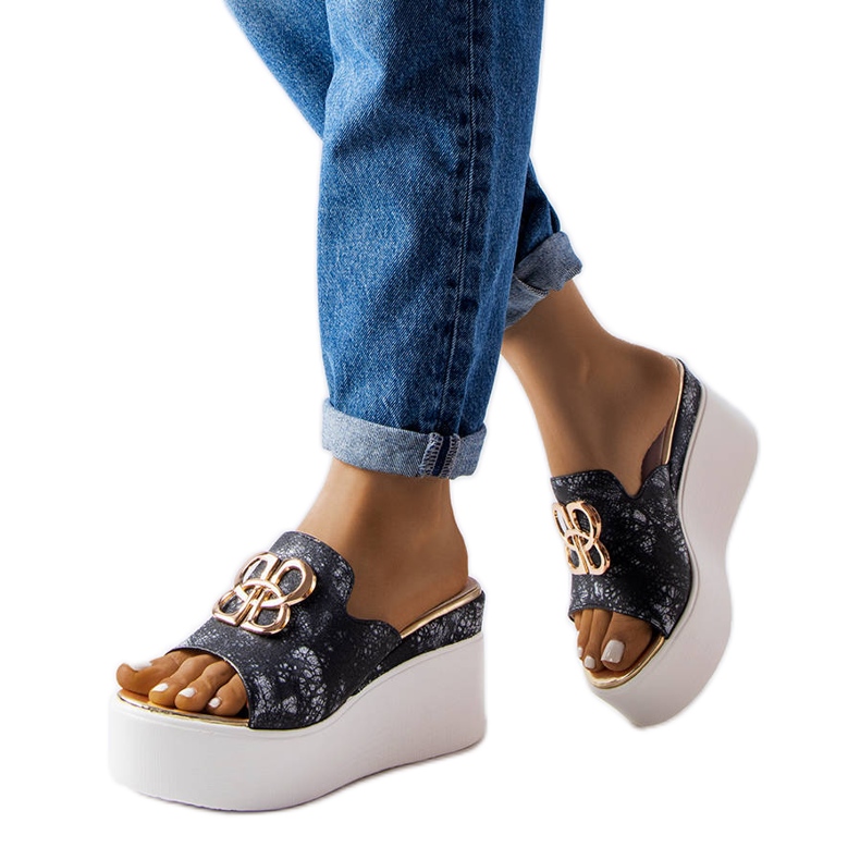 Havanna mustat kiila sandaalit