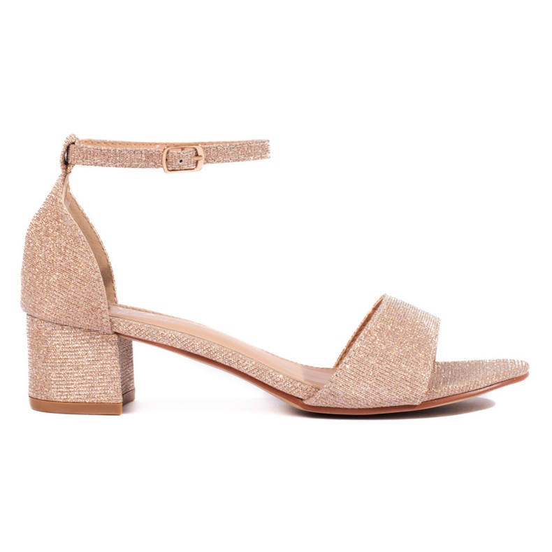 Tyylikkäät kimaltelevat sandaalit matalakorkoisella Shelovet goldilla kultainen