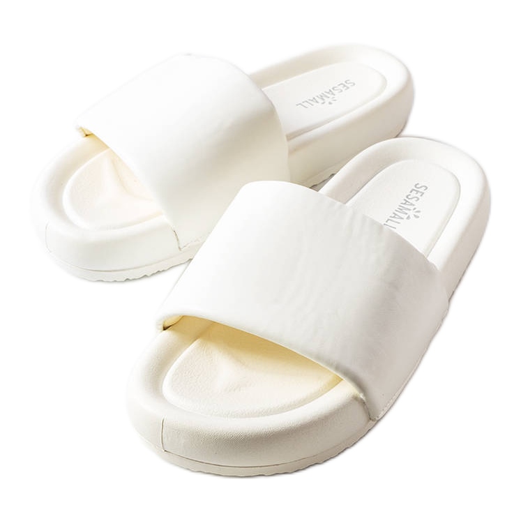 Franco valkoiset alustatossut valkoinen