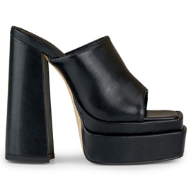 Evelyn mustat korkokengät