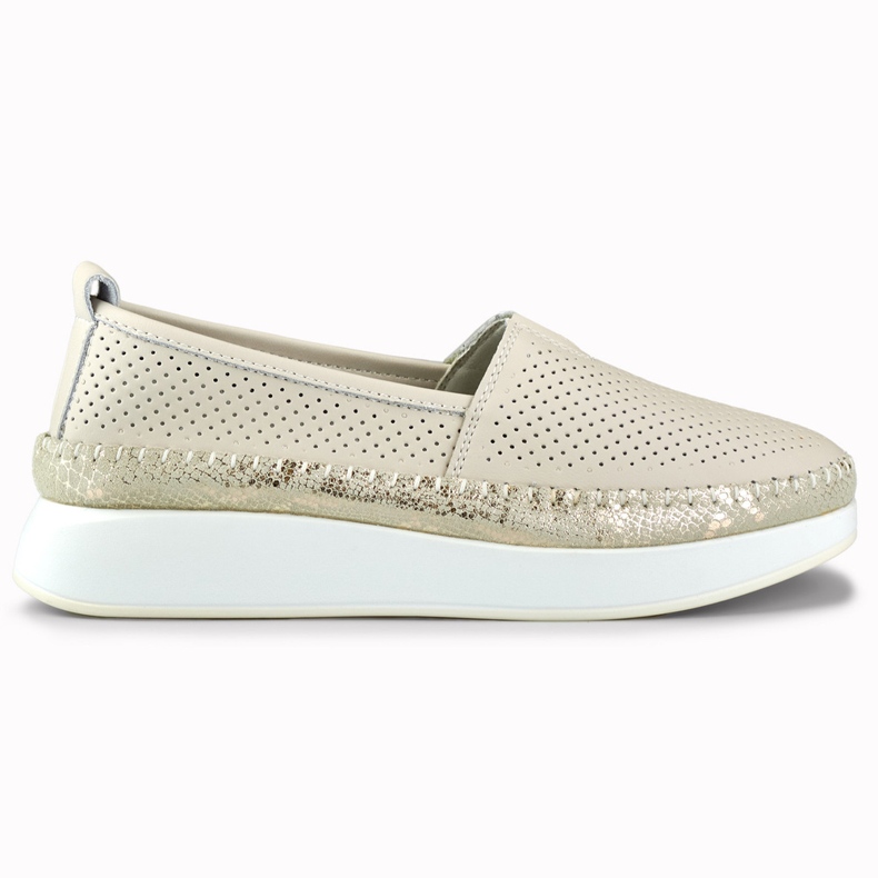 Naisten beigenväriset harjakattoiset nahkakengät