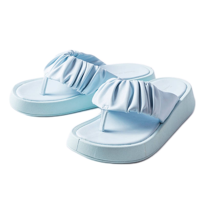 Siniset röyhelöiset varvastossut sininen