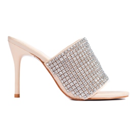 Tyylikäs korkokenkoinen sandaali zirkoneilla Shelovet beige