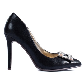 Shelovetin mustat satiinipumput hopeisella soljella