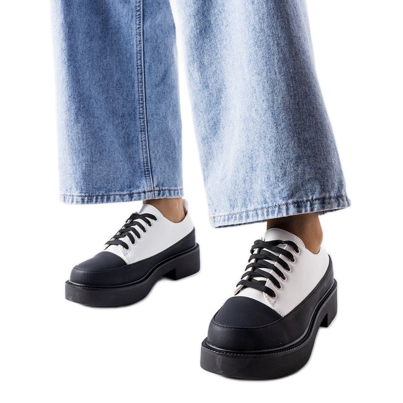 Mericon valkoiset flat kengät valkoinen