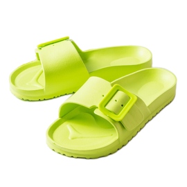 Nelmin vihreät kumiset soljet