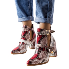 Valkoiset ja vaaleanpunaiset naisten saappaat Itabilta beige