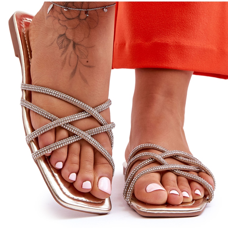 Naisten tossut raidoilla ja strassilla Kultainen Leomi