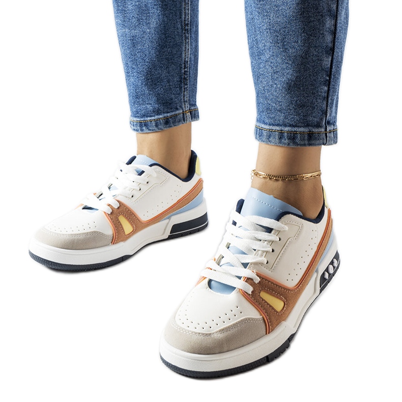 Willsonin värikkäät urheilulenkkarit monivärinen