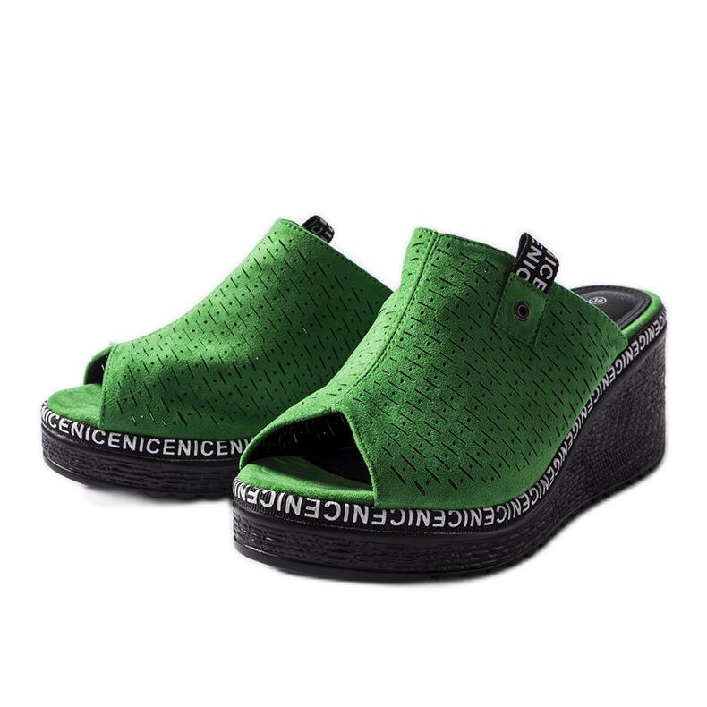 Vihreät kiila sandaalit Fulvialta